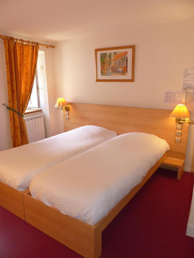 Hotel Logis Auberge De L'Isard Saint-Lary  Luaran gambar
